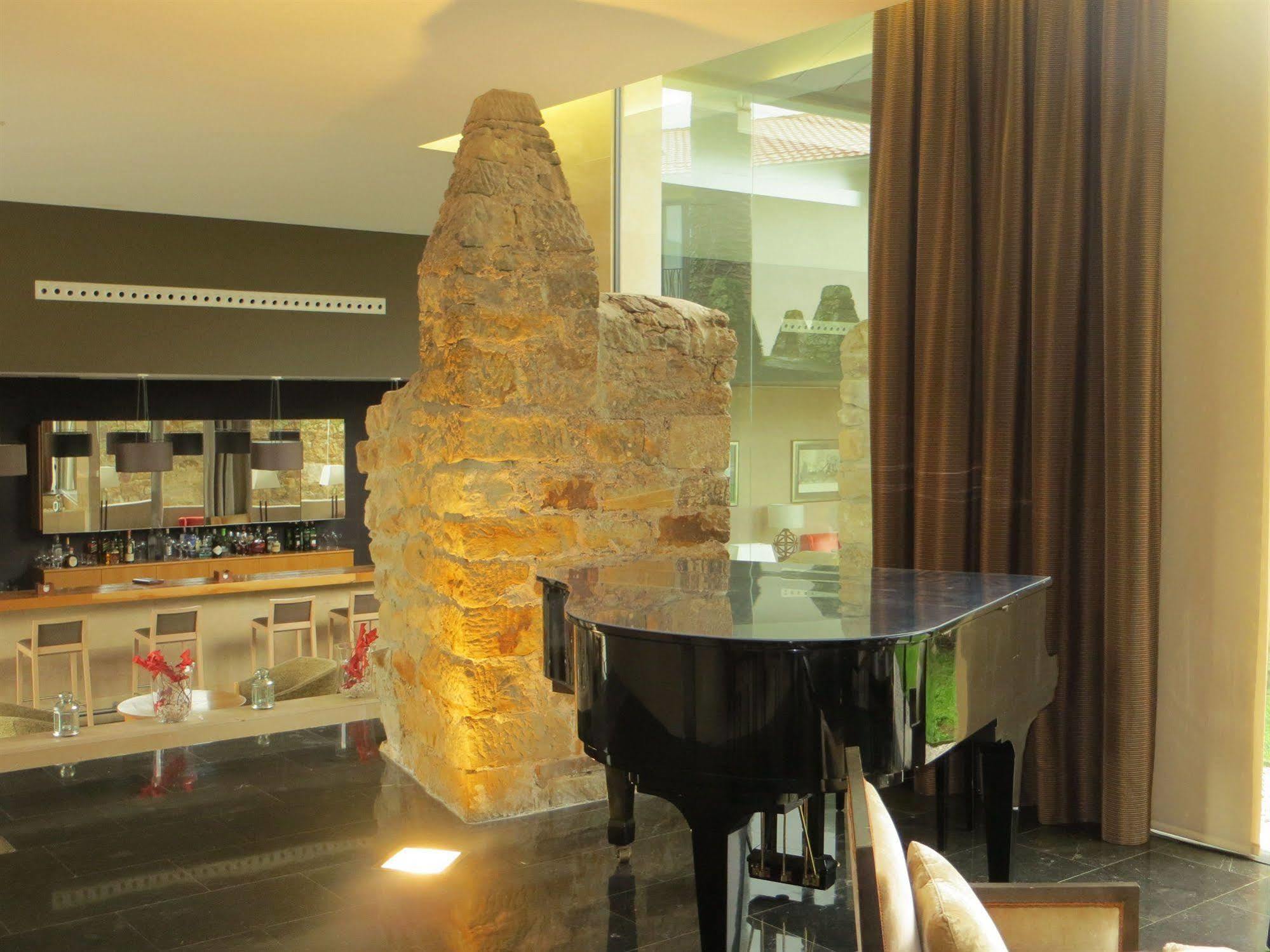 Coolrooms Palacio De Лусес Экстерьер фото
